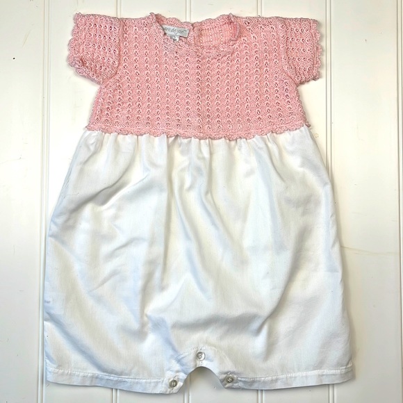 Chant de Joie White and Pink Knit Romper Size 12-18 Months - Picture 1 of 12